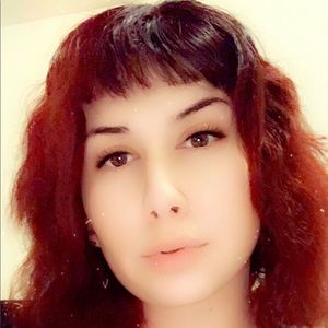 Meet your Posher, Jacqueline